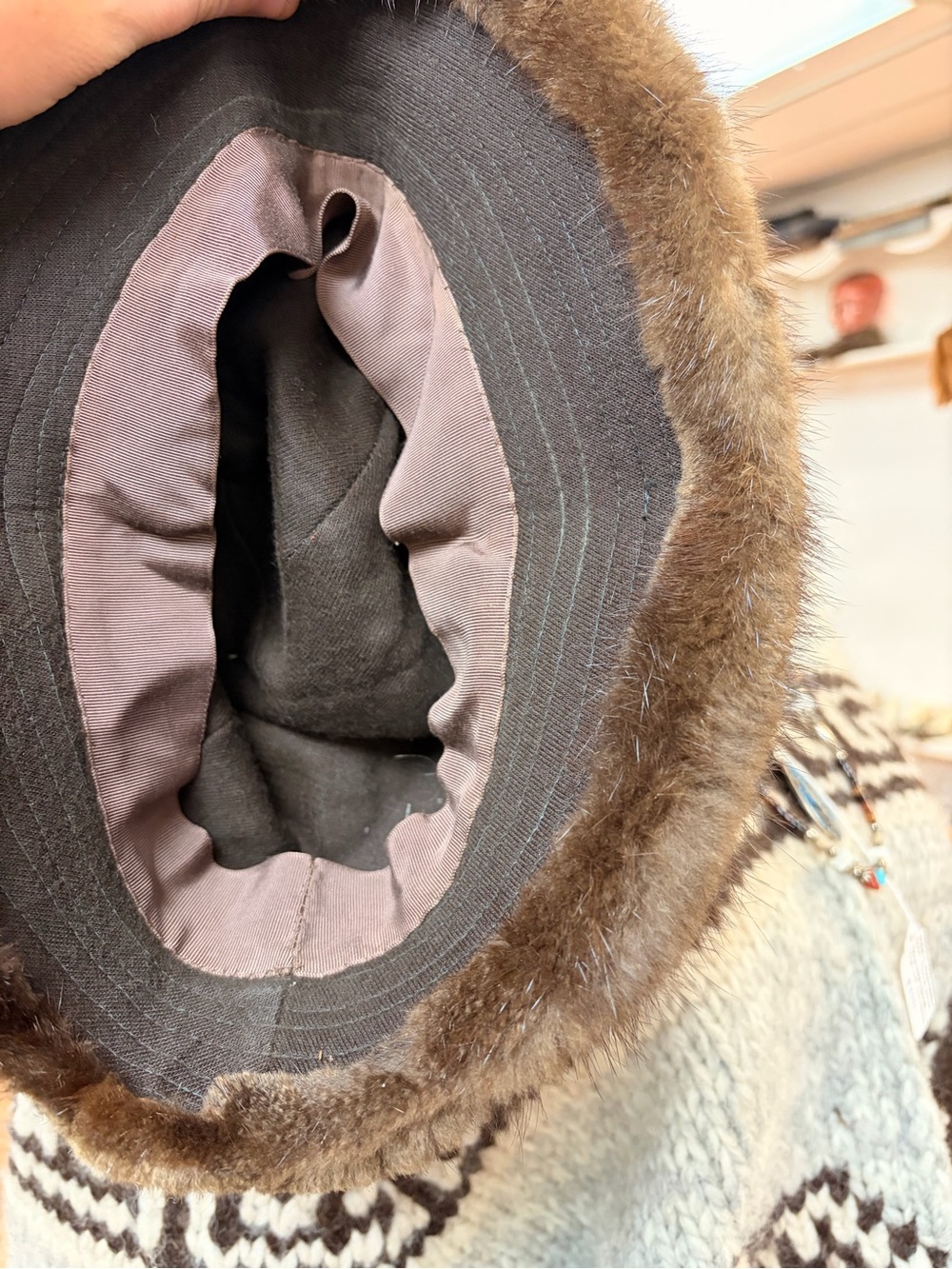 Vintage 1980’s dark brown mink bucket hat - Picture 3 of 5